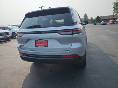 2024 Jeep Grand Cherokee Altitude