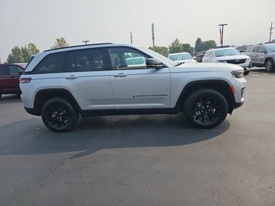 2024 Jeep Grand Cherokee Altitude