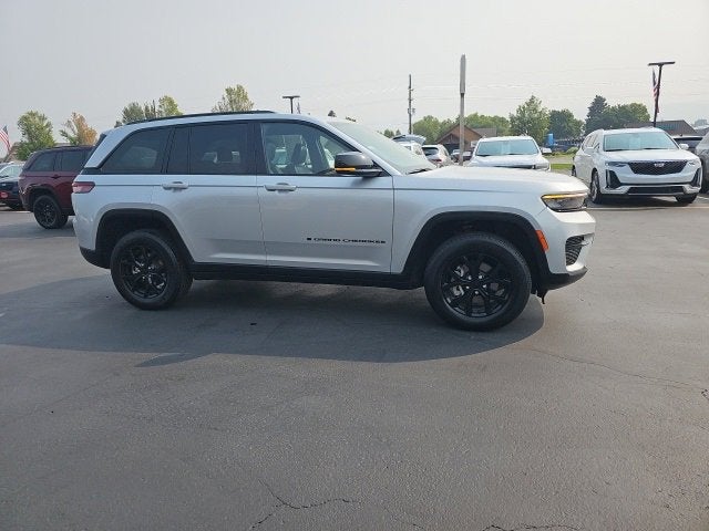 2024 Jeep Grand Cherokee Altitude