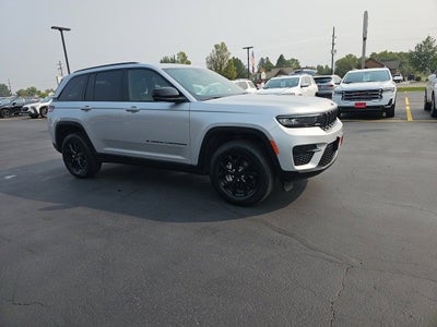 2024 Jeep Grand Cherokee Altitude