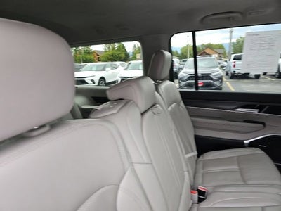 2024 Jeep Wagoneer L Series III