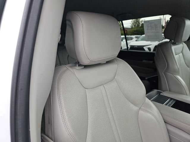 2024 Jeep Wagoneer L Series III