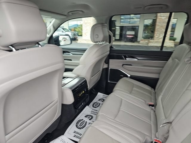 2024 Jeep Wagoneer L Series III