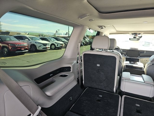 2023 Jeep Grand Wagoneer BASE
