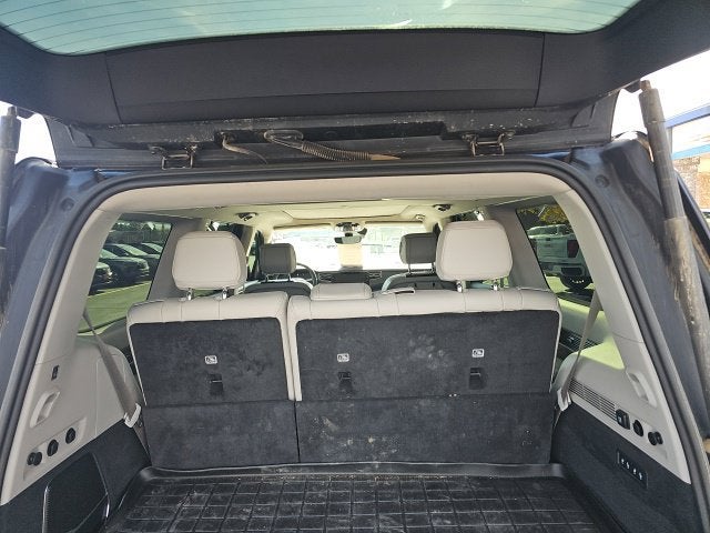 2023 Jeep Grand Wagoneer BASE
