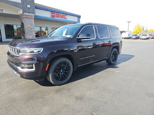 2023 Jeep Grand Wagoneer BASE