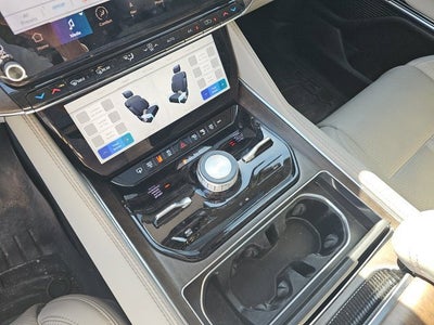 2023 Jeep Grand Wagoneer BASE