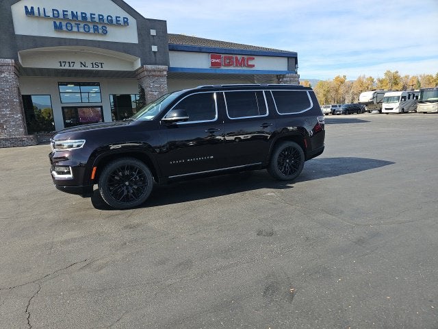 2023 Jeep Grand Wagoneer BASE