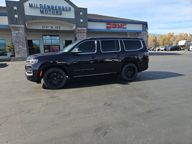 2023 Jeep Grand Wagoneer BASE