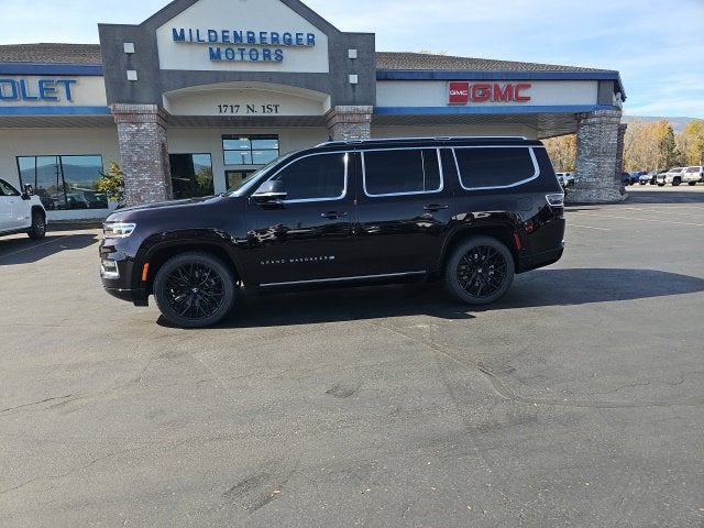 2023 Jeep Grand Wagoneer BASE