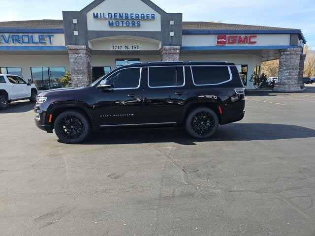 2023 Jeep Grand Wagoneer BASE