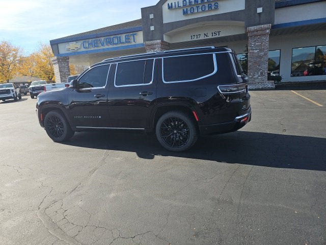 2023 Jeep Grand Wagoneer BASE