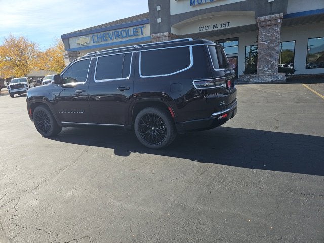 2023 Jeep Grand Wagoneer BASE