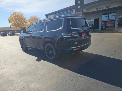2023 Jeep Grand Wagoneer BASE
