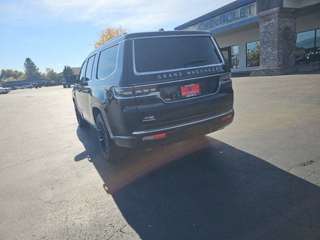 2023 Jeep Grand Wagoneer BASE