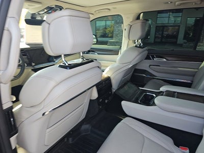 2023 Jeep Grand Wagoneer BASE