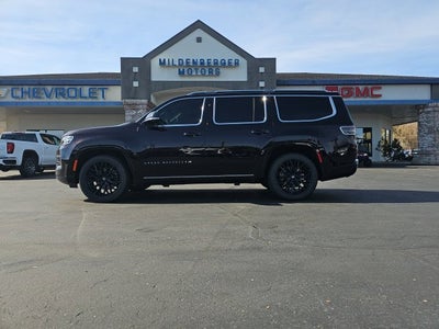 2023 Jeep Grand Wagoneer BASE
