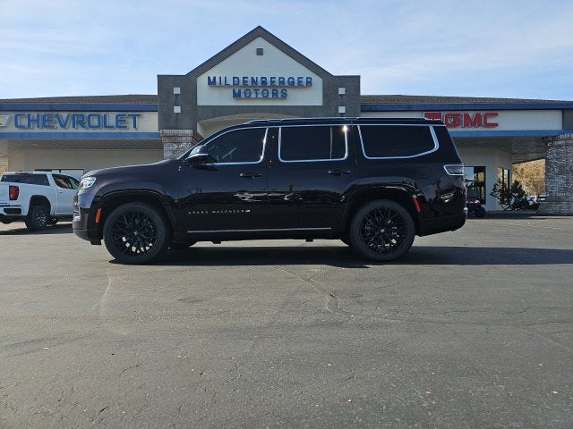 2023 Jeep Grand Wagoneer BASE