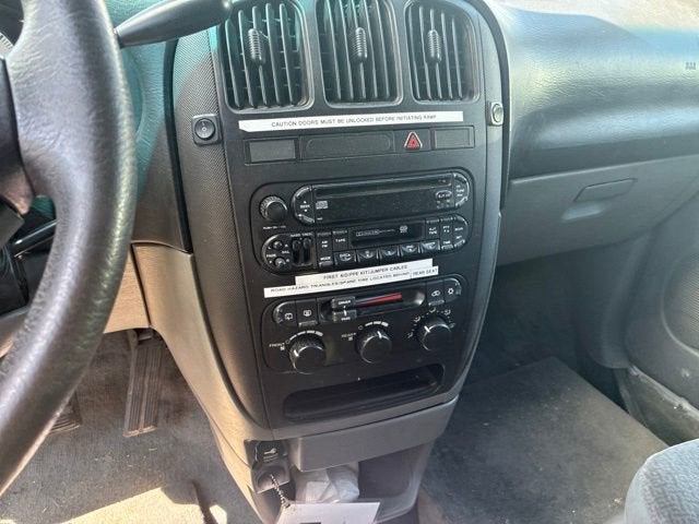 2004 Dodge Caravan SE