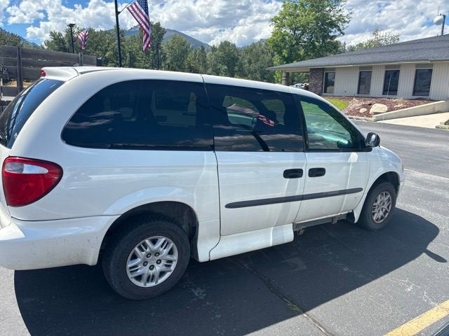 2004 Dodge Caravan SE