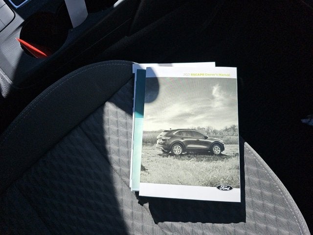 2021 Ford Escape SE Hybrid