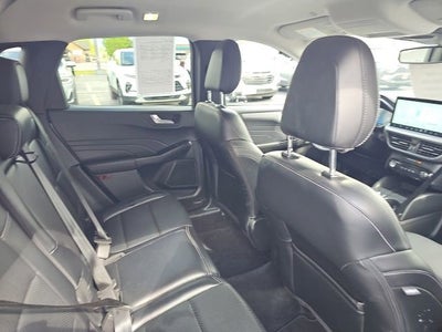 2025 Ford Escape Platinum