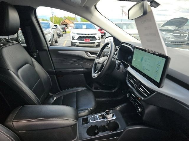 2025 Ford Escape Platinum