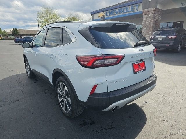 2025 Ford Escape Platinum