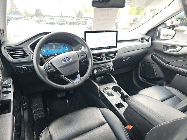 2025 Ford Escape Platinum