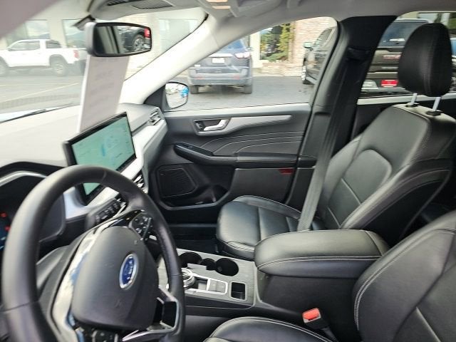 2025 Ford Escape Platinum