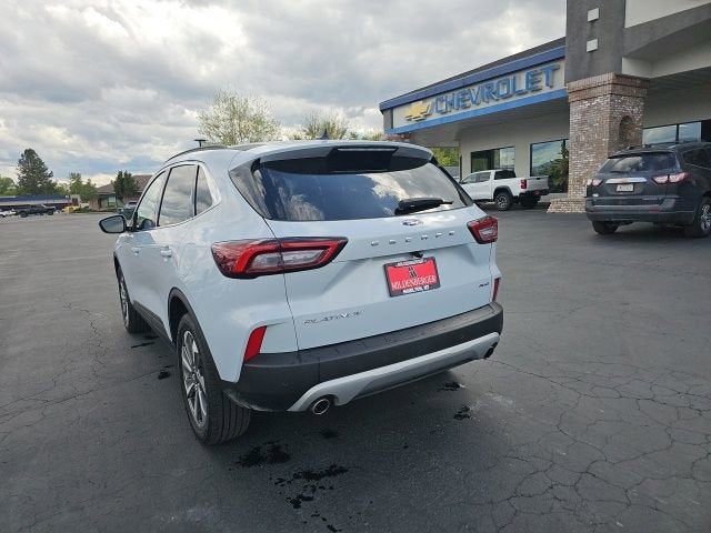 2025 Ford Escape Platinum