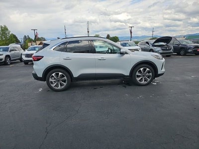 2025 Ford Escape Platinum