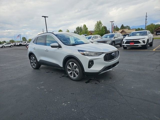 2025 Ford Escape Platinum