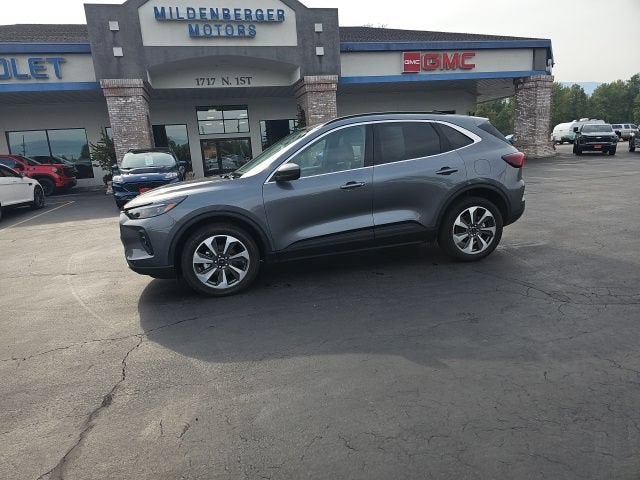 2024 Ford Escape Platinum
