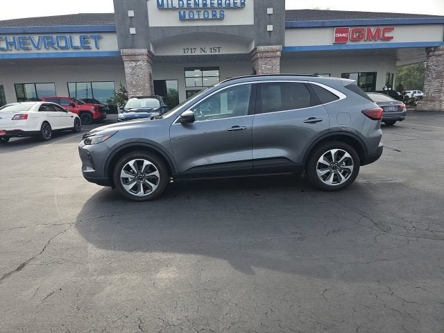 2024 Ford Escape Platinum