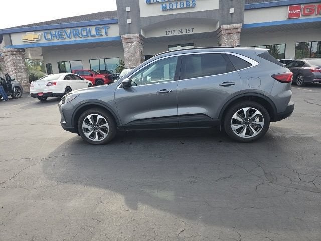 2024 Ford Escape Platinum