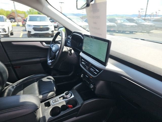 2025 Ford Escape Platinum
