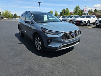 2025 Ford Escape Platinum