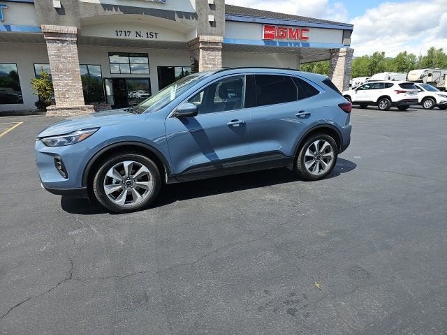 2025 Ford Escape Platinum