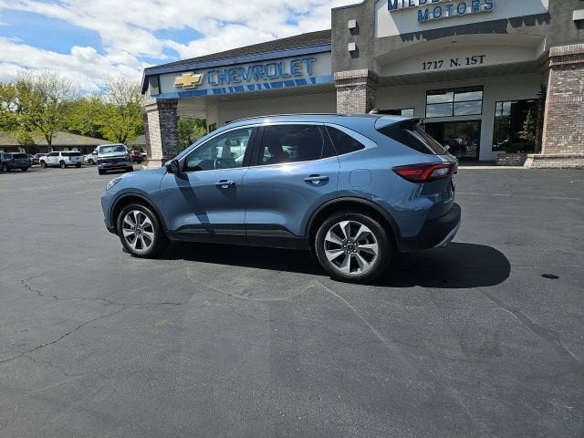 2025 Ford Escape Platinum