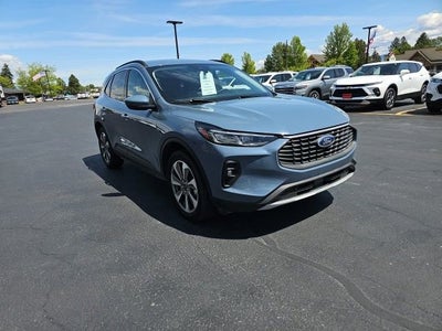 2025 Ford Escape Platinum