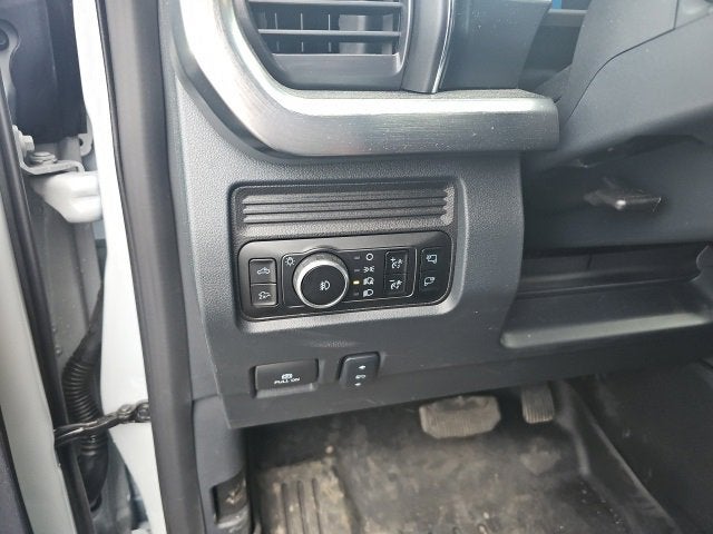 2025 Ford Super Duty F-350 SRW XL