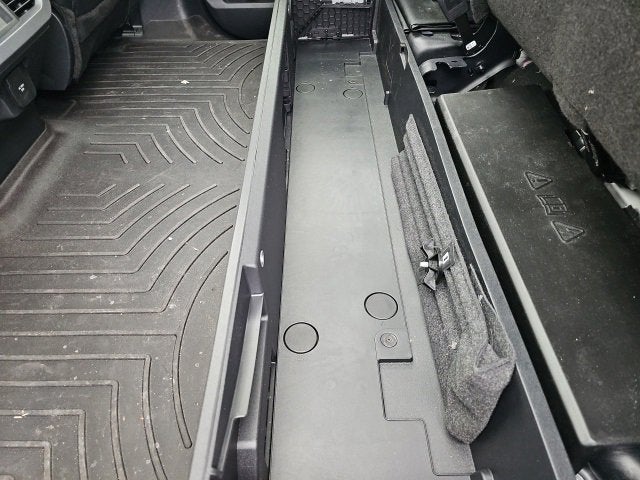 2025 Ford Super Duty F-350 SRW XL