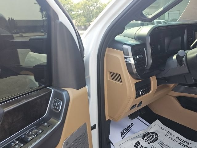 2025 Ford Super Duty F-350 SRW XL