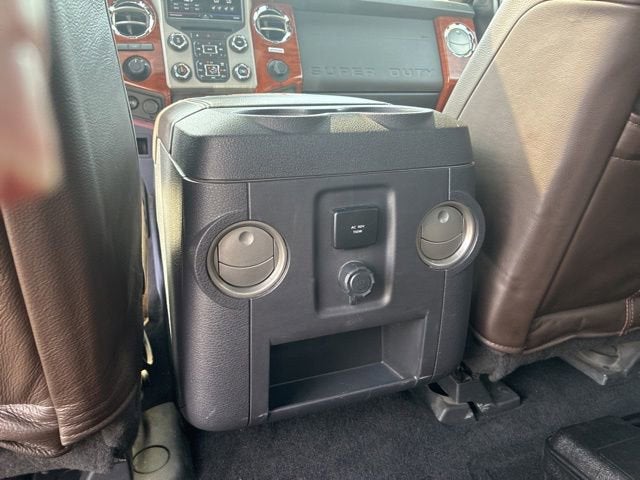 2016 Ford Super Duty F-350 DRW Lariat