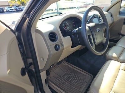 2004 Ford F-150 XL