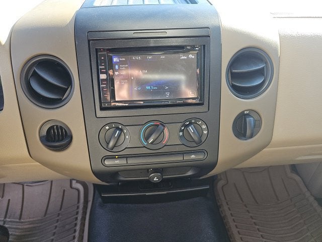 2004 Ford F-150 XL