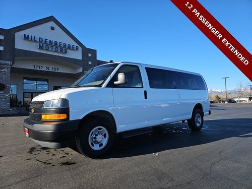 2023 Chevrolet Express Passenger 3500 1LS