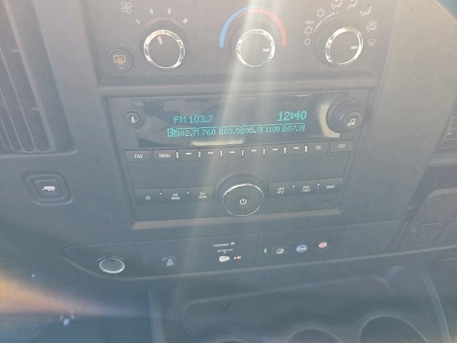 2023 Chevrolet Express Passenger 3500 1LS