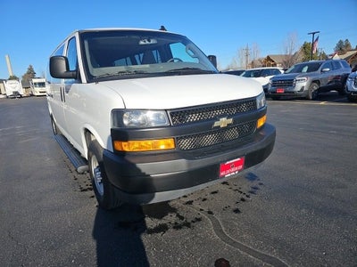 2023 Chevrolet Express Passenger 3500 1LS